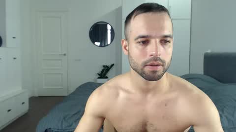 onebestlover online show from September 22, 11:21 am