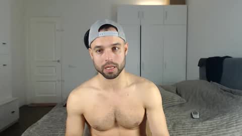 onebestlover online show from October 19, 11:13 am