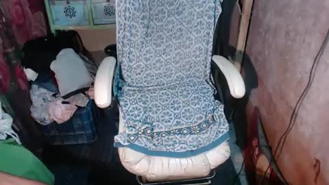 Snapshot of onebigloadxxx chatting on January 27, 8:51 am Wyn Will serve you and be your slave online show from January 27, 8:51 am