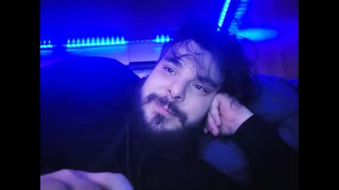 onecrew1 online show from January 7, 1:10 pm