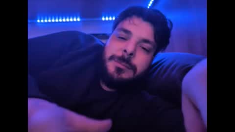 onecrew1 online show from December 15, 7:55 pm