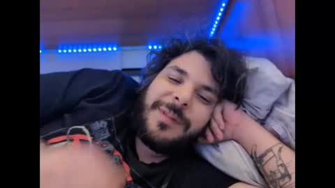 onecrew1 online show from September 19, 12:16 pm