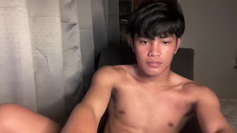 Jake online show from November 12, 5:19 pm