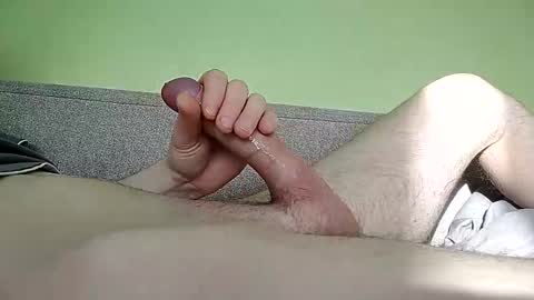 Snapshot of open_minded94 chatting on February 9, 1:25 pm open_minded94 online show from February 9, 1:25 pm