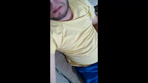 oscarmanuelvazquez19 online show from April 5, 4:09 am