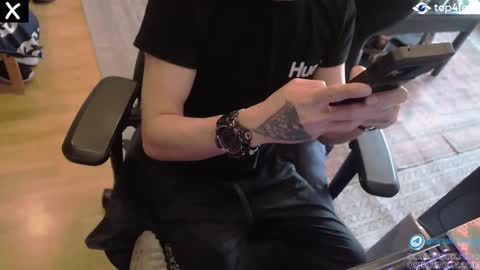 osirisbad online show from December 8, 7:32 pm