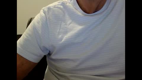 Ossi online show from April 13, 2:45 am