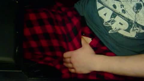 TheFluffyAutobot online show from November 16, 6:26 am