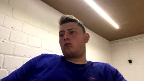 outflayd online show from March 25, 9:41 pm