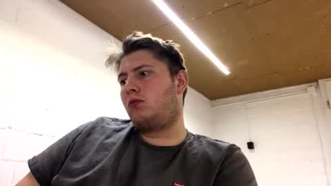 outflayd online show from February 24, 12:45 am