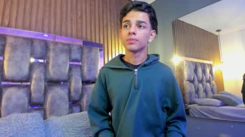 Owen Johnson online show from February 3, 11:59 am