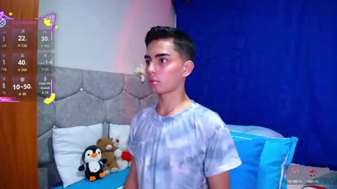 Snapshot of owenblue__ chatting on September 12, 10:21 pm Owen  Independent model  online show from September 12, 10:21 pm