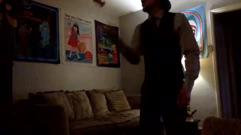 Snapshot of oystersbaby562 chatting on November 1, 5:33 am Frankie Oysters online show from November 1, 5:33 am