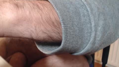 Snapshot of p_lovar chatting on October 4, 6:57 pm Pierre online show from October 4, 6:57 pm