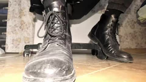 Pablo Meness online show from November 1, 6:56 pm