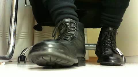 Pablo Meness online show from February 17, 11:31 pm