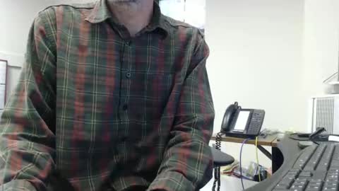 Snapshot of paddleme100 chatting on October 24, 7:48 pm Paddle me online show from October 24, 7:48 pm