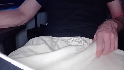 Snapshot of paddy22hh chatting on October 27, 8:33 pm paddy22hh online show from October 27, 8:33 pm