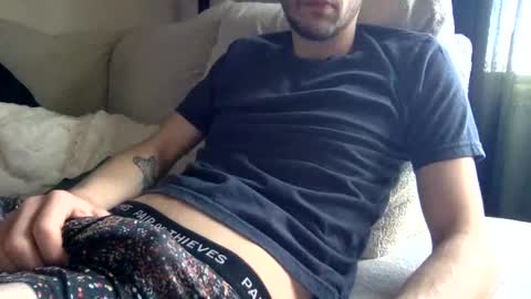 paintdude424 online show from February 4, 6:38 pm