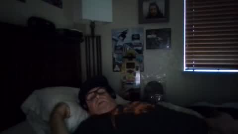 Snapshot of panos678442 chatting on October 24, 7:04 pm panos online show from October 24, 7:04 pm