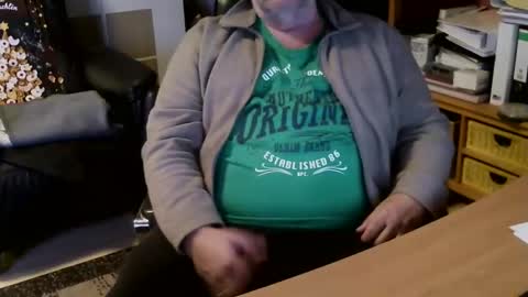 papa309348689 online show from January 8, 11:32 am