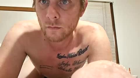 papapfouts online show from April 11, 7:45 am