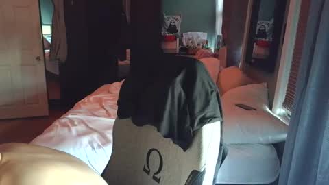 PapiiNyc21 online show from March 31, 7:04 pm