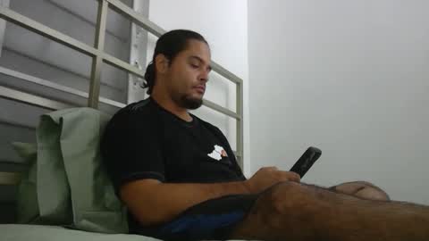 PapiiPR185 online show from January 18, 8:49 am