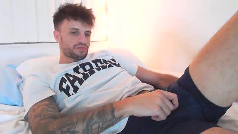 Snapshot of papijakey chatting on March 6, 2:41 am  -- New Videos Down Below online show from March 6, 2:41 am