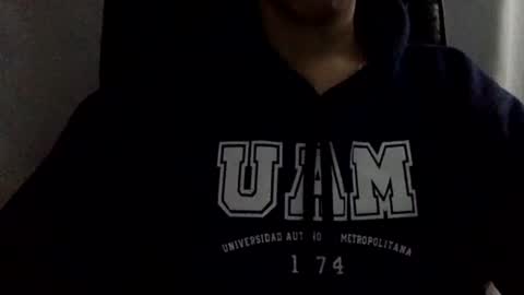 papy_dani33 online show from March 2, 8:59 am