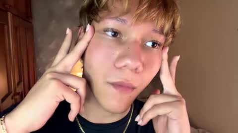 connie online show from February 5, 10:44 pm