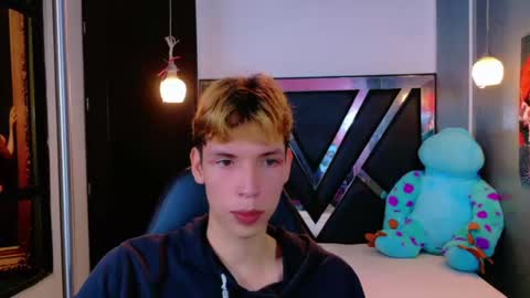 park_jimin1 online show from January 13, 2:38 am