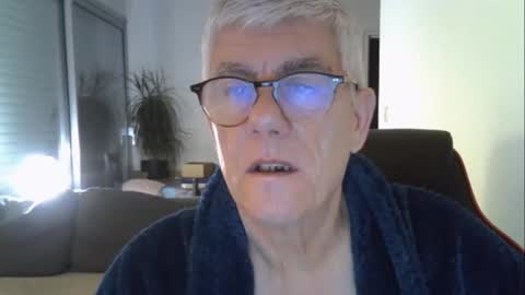 patrick5275 online show from April 17, 4:59 am