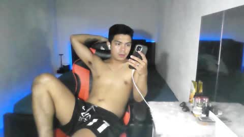 MrBigPaul online show from April 17, 7:22 am