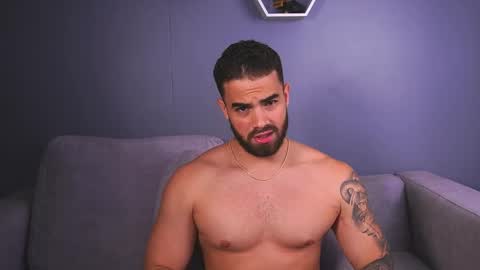 Paul Phoenix online show from November 20, 8:51 pm