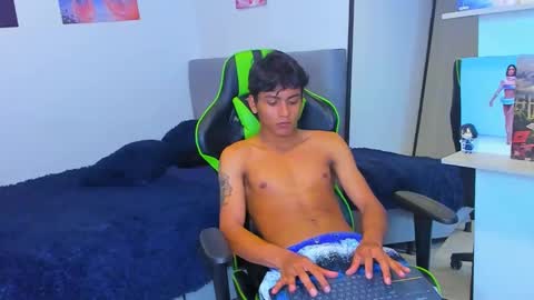 Paul online show from March 12, 2:08 am