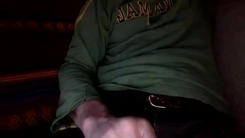 Snapshot of pea23 chatting on March 4, 5:34 pm pea23 online show from March 4, 5:34 pm