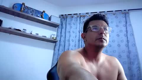 Snapshot of pedro_picapica chatting on February 12, 3:18 am Pedro online show from February 12, 3:18 am
