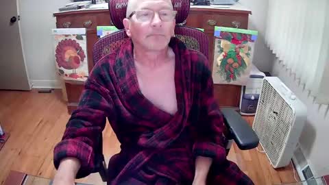 peepingmale online show from October 19, 12:52 pm