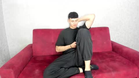 CAIN-19  ALLEN-18 RONALD-18 AUSTIN-18 MOD DANTE online show from November 11, 8:03 pm