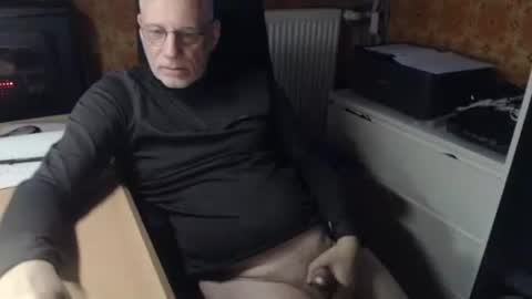 Pemue65 online show from March 16, 5:44 am