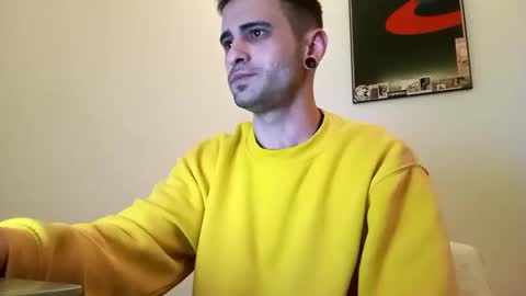 Snapshot of penesvoladores92 chatting on January 23, 12:35 am penesvoladores92 online show from January 23, 12:35 am