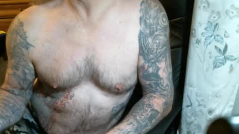 Snapshot of perkymalenipples chatting on February 22, 1:11 am perkymalenipples online show from February 22, 1:11 am