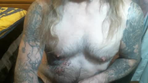 perkymalenipples online show from January 6, 2:10 pm