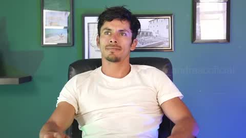 andres    online show from November 25, 5:48 pm