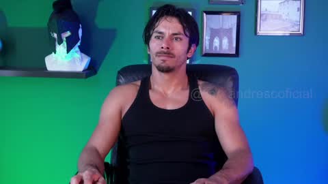 Snapshot of perseoo_88 chatting on January 25, 7:49 pm andres    online show from January 25, 7:49 pm