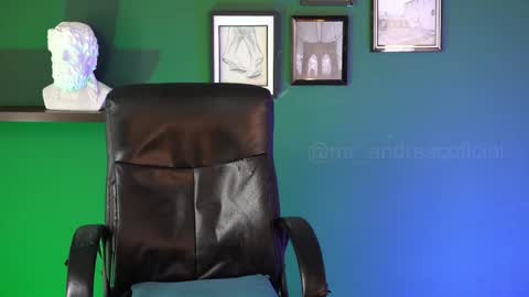 Snapshot of perseoo_88 chatting on February 18, 6:28 pm andres    online show from February 18, 6:28 pm