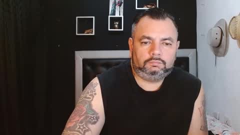 Carlos online show from January 25, 3:51 am