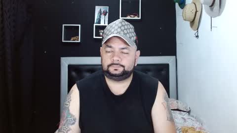 Carlos online show from February 18, 3:21 am