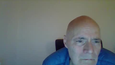 Snapshot of peter19599 chatting on October 30, 12:24 am peter19599 online show from October 30, 12:24 am